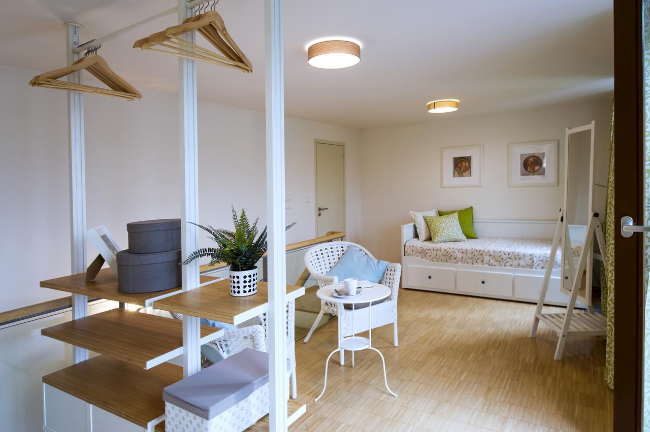 Apartment Modern Charvatova Prag