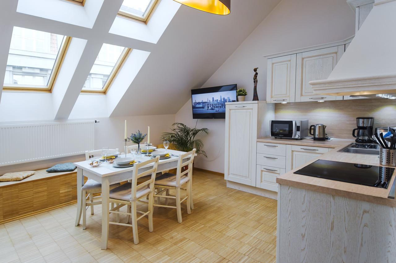 Apartment Modern Charvatova Prag